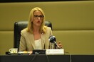Ρένα Δούρου: Δεν είμαι εξαφανισμένη στα άσχημα και παρούσα στα εγκαίνια