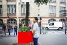 Οργή στο Παρίσι για τα νέα, ανοιχτά ουρητήρια