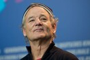 Έξαλλος ο Bill Murray πέταξε από ταράτσα τα κινητά θαυμαστών του που ήθελαν να τον φωτογραφίσουν