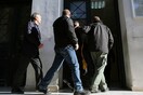 Ελεύθεροι αφέθηκαν ο γιος του λαϊκού τραγουδιστή και ο πεθερός του