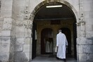 Αυτοκτόνησε νεαρός ιερέας στη Γαλλία- Είχε κατηγορηθεί για σεξουαλική επίθεση σε ένα κορίτσι