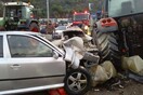 Αυτοκίνητο που μετέφερε χασίς έπεσε πάνω στο μπλόκο των αγροτών στο Κεφαλόβρυσο (φώτο)