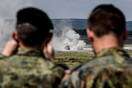 WSJ: Επέκταση της στρατιωτικής τους παρουσίας στην Ελλάδα επιθυμούν οι ΗΠΑ
