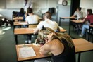 Ποια είναι σύμφωνα με τους επιστήμονες η καλύτερα ώρα για να γράψουν διαγώνισμα οι μαθητές