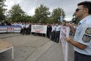 Διαμαρτυρία αστυνομικών έξω από το ΣτΕ