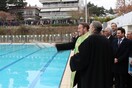 O παπάς στο Ωραιόκαστρο έριξε το σταυρό με φάλτσο και απέτυχε