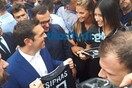 Το παράπονο του Τσίπρα από τον ΠΑΟΚ - Το δώρο που του έκαναν στο περίπτερο της ομάδας στη ΔΕΘ