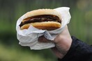 Το Burger που τρώμε μπορεί να περιέχει λίγο αρουραίο ή και λίγο άνθρωπο