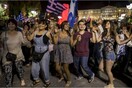 Όλοι μιλάνε για την αποψινή συγκέντρωση στο Σύνταγμα