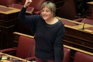 Υπερψηφίσθηκε με 153 ψήφους το πολυνομοσχέδιο αλλά η Κατριβάνου αιφνιδίασε τον ΣΥΡΙΖΑ - Καταψήφισε τον κόφτη και το υπερταμείο