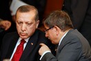 Το "διαζύγιο" Ερντογάν - Νταβούτογλου γκρεμίζει το Χρηματιστήριο στην Τουρκία