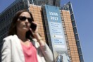 Καταργούνται από την Πέμπτη 15 Ιουνίου τα τέλη περιαγωγής για όσους ταξιδεύουν εντός της ΕΕ