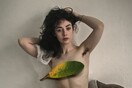 Μια φωτογράφος δείχνει την υποκρισία του Instagram με ένα παράδειγμα λογοκρισίας