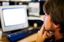 Ένα δισεκατομμύριο τζίρο περιμένουν για τη σημερινή μέρα οι online επιχειρήσεις.