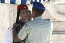 Οδηγίες και συστάσεις για τον καύσωνα-Πού λειτουργούν κλιματιζόμενοι χώροι