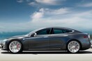 Aυτοκίνητο Tesla με αυτόματο πιλότο τράκαρε με φορτηγό-Νεκρός ο ιδιοκτήτης