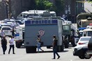 Ένας νεκρός και δύο τραυματίες από την ένοπλη επίθεση στην Αρμενία