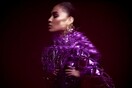 Η Joan Smalls μεταμορφώνεται σε Λατίνα ηρωίδα της μόδας