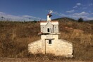 Mικρά φώτα στην άκρη του δρόμου: τα εικονοστάσια των τροχαίων είναι ελληνικό φαινόμενο, μοναδικό παγκοσμίως
