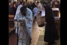 Ο παπάς που βγήκε με πατίνι στην Ανάσταση - ΒΙΝΤΕΟ
