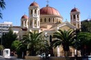 Έφοδος αντιεξουσιαστών στη Μητρόπολη Θεσσαλονίκης (υpdated)