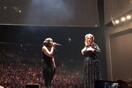 H Adele ανέβασε στη σκηνή θαυμάστρια να τραγουδήσει μαζί της κι εκείνη είχε υποψηφιότητα για Grammy