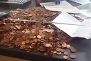 Ο Γάλλος που πλήρωσε το πρόστιμο στην εφορία με χιλιάδες κέρματα χαμηλής αξίας