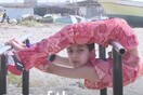 Κάνοντας το κορμί του λάστιχο, ένας 12χρονος προσπαθεί να ξεφύγει από την επικίνδυνη ζωή της Γάζας