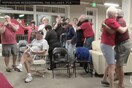 Ο θρίαμβος, η απογοήτευση, η έκπληξη: Πώς υποδέχτηκε η Αμερική τη νίκη του Τραμπ