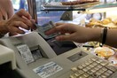 Το "σαφάρι" της εφορίας συνεχίζεται, αλλά με νέες οδηγίες για τους ελεγκτές