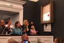 Μια Ευρωπαία αγόρασε τον σκισμένο Banksy και σπάει τη σιωπή της