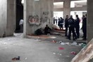 Επιχείρηση εκκένωσης σε εγκαταλελειμμένο κτίριο που διέμεναν μετανάστες στη Θεσσαλονίκη