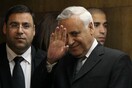 Αποφυλακίζεται ο καταδικασμένος για βιασμούς πρώην πρόεδρος του Ισραήλ