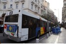 Λεωφορείο του ΟΑΣΘ έπεσε πάνω σε σταθμευμένα αυτοκίνητα