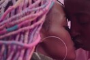 Rafiki - η ταινία που απαγορεύθηκε στην Κένυα επειδή προωθεί τον λεσβιασμό
