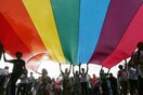 Σύλληψη δέκα αντρών στην Τανζανία με την κατηγορία πως είναι ομοφυλόφιλοι
