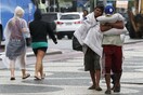 Εννιά στους δέκα Βραζιλιάνους αποδίδουν την οικονομική τους κατάσταση «στον Θεό»