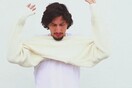 Ο Adam Driver κάνει τρέλες σε μία ταράτσα του Μανχάταν