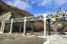 Θεοφάνεια στο ιστορικό γεφύρι της Πλάκας που αναστηλώνεται