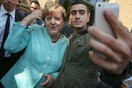 Ο πρόσφυγας που μηνύει το Facebook για τη διάσημη selfie με τη Μέρκελ