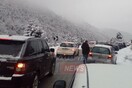 Καραμπόλα 20 οχημάτων στα Καλάβρυτα εξαιτίας του πάγου στον δρόμο