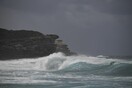 Παλιρροϊκά κύματα στη Νέα Καληδονία από τον ισχυρό σεισμό των 7,6 Ρίχτερ