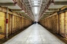 Έστω για μια μέρα, ένα μέλος της οικογένειας των μισών Αμερικάνων έχει φυλακιστεί