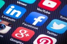 Η Κομισιόν προειδοποιεί Facebook, Google και Twitter να λάβουν μέτρα για την παραπληροφόρηση