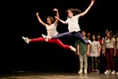 Dancing to Connect: Μια παράσταση μαθητών στη Στέγη