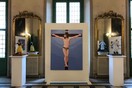 Το Facebook μπλόκαρε καλλιτέχνη για «προκλητικούς πίνακες»- Ανάμεσά τους και ένας «LGBT Χριστός»
