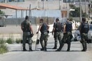 Σε εξέλιξη μεγάλη αστυνομική επιχείρηση στις Αχαρνές- Είκοσι έξι συλλήψεις έως τώρα