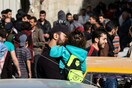 Συρία: Οι αντάρτες και οι οικογένειές τους εγκαταλείπουν την Δαμασκό