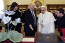 Γιατί η συνάντηση Πάπα-Τραμπ ήταν τόσο αμήχανη και σύντομη