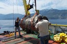 Φωτογραφίες από την επιχείρηση ανέλκυσης του Mirage 2000 που είχε πέσει στις Σποράδες